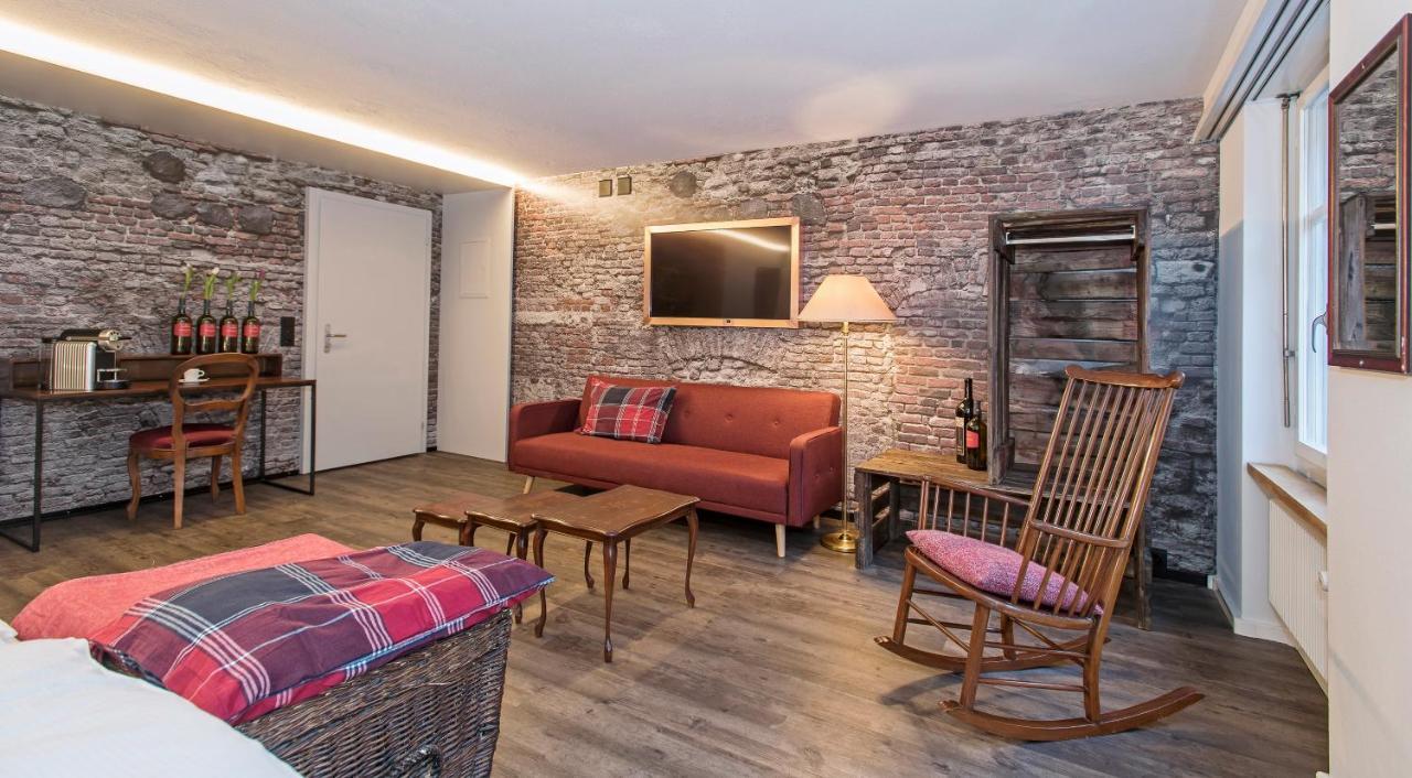 Hotel 2B Schaffhouse Extérieur photo